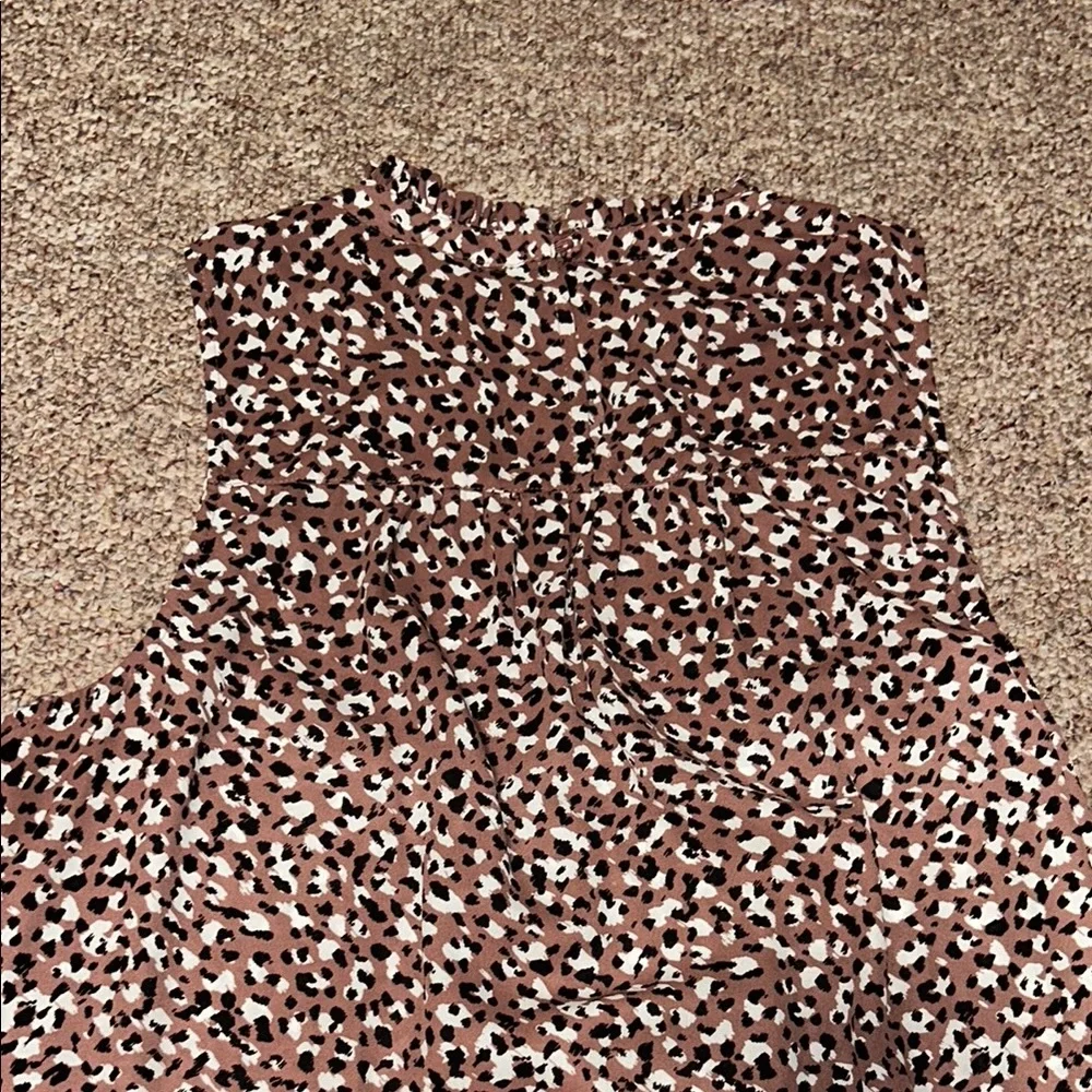 Leopard Print Sleeveless Top - Picture 4 of 7
